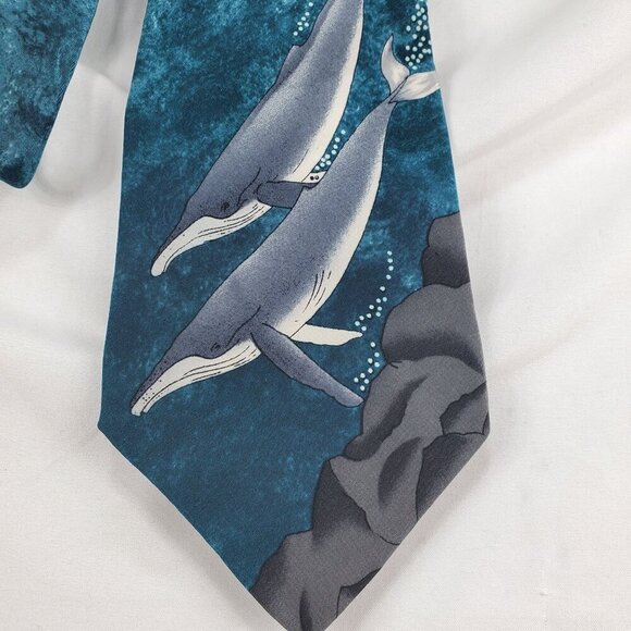 World Wildlife Fund Men's Blue Designer Tie Silk Humpback Whale Print (C-6) - Picture 3 of 10